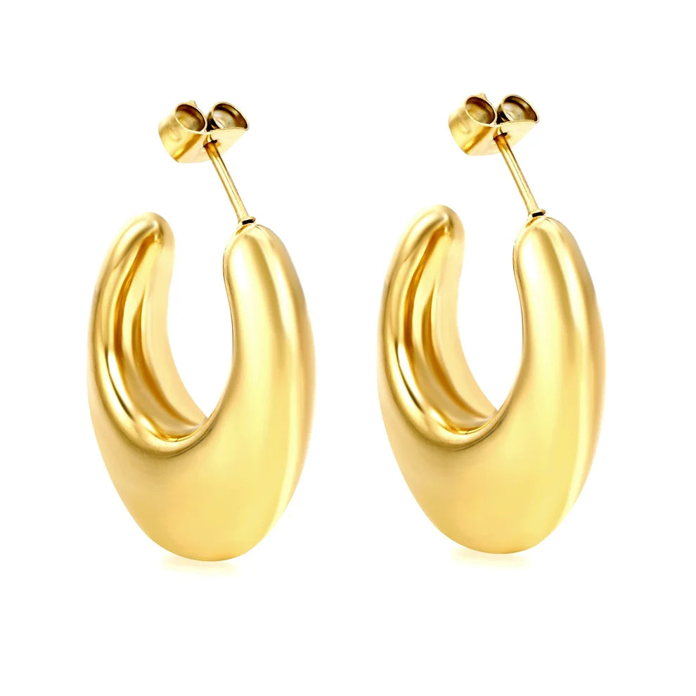 Hallow U shaped Earrings