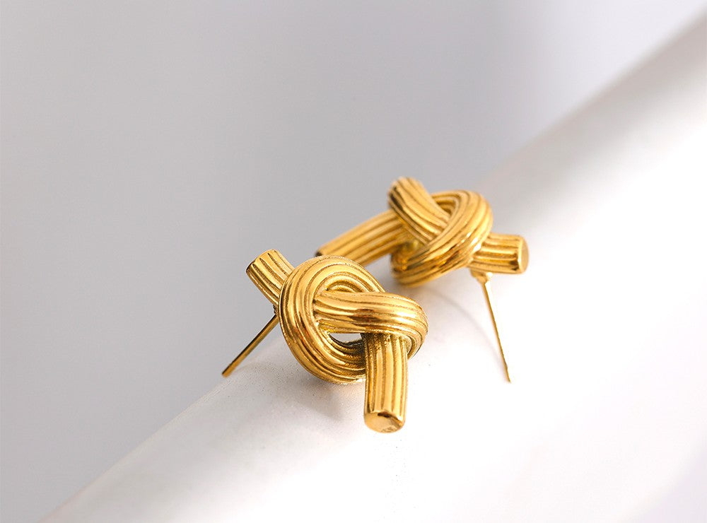 Lira Knot Earrings