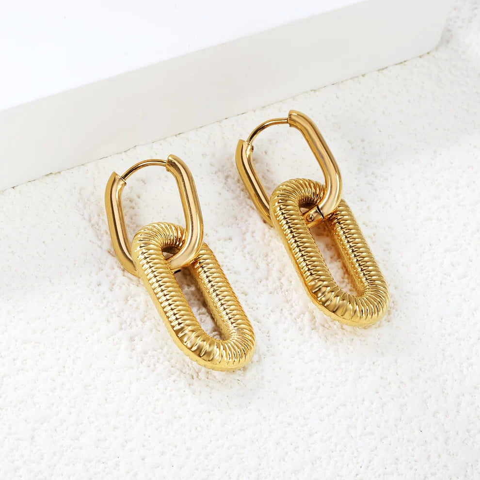 Elise Drop Earrings